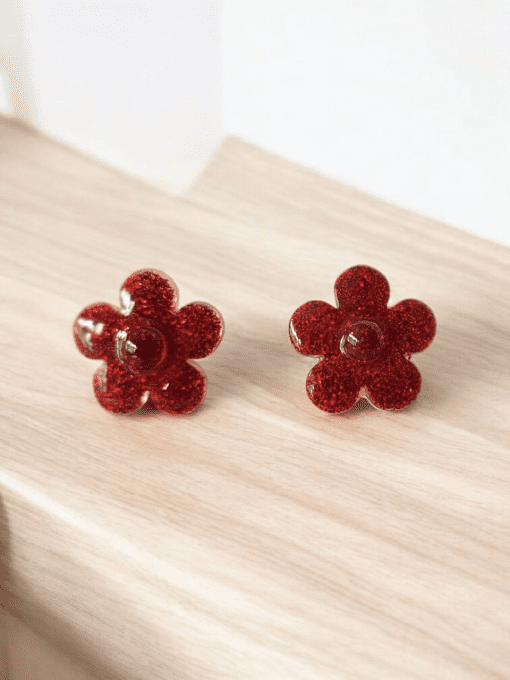 Boucles d'oreilles tiges fleurs en résine époxy