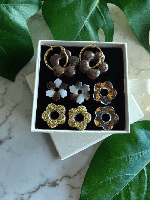 Box boucles d'oreilles pampilles interchangeables en résine époxy - fait mains 