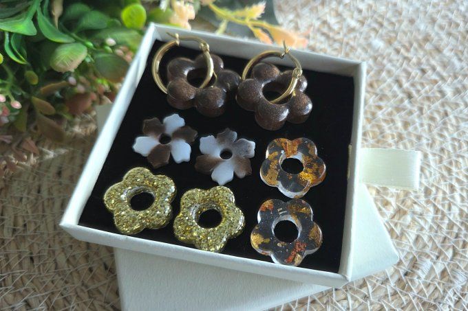 Box boucles d'oreilles pampilles interchangeables en résine époxy - fait mains 