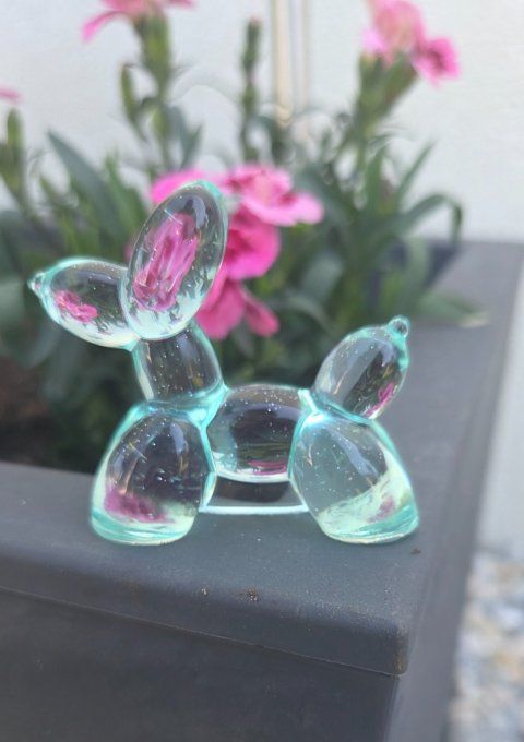 Petite Figurine chien ballon