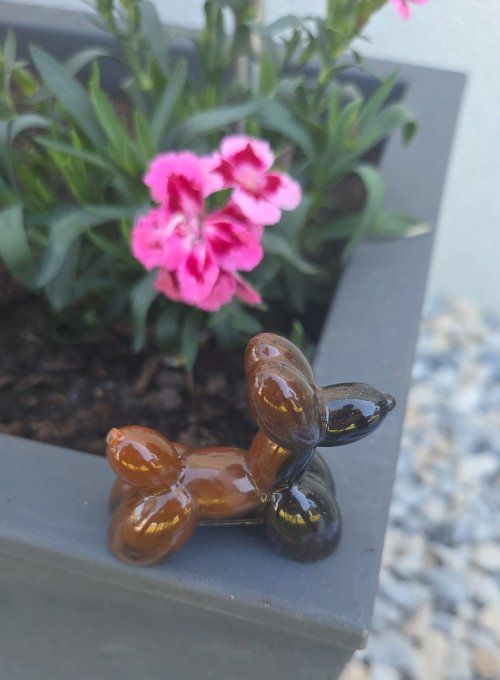 Petite Figurine chien ballon