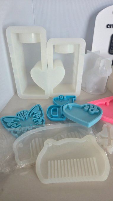 Lot n° 1 - 16 moules silicone occasion