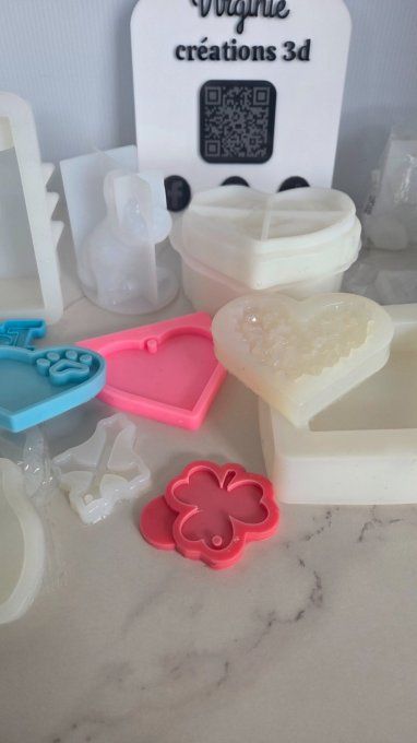 Lot n° 1 - 16 moules silicone occasion