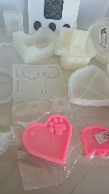 Lot n° 2 - 16 moules silicone occasions et neufs - résine époxy et jesmonite